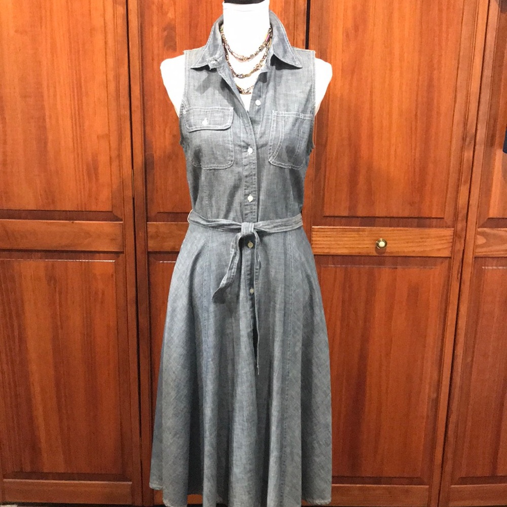 EUC Ralph Lauren Fit & Flare ~ Size M